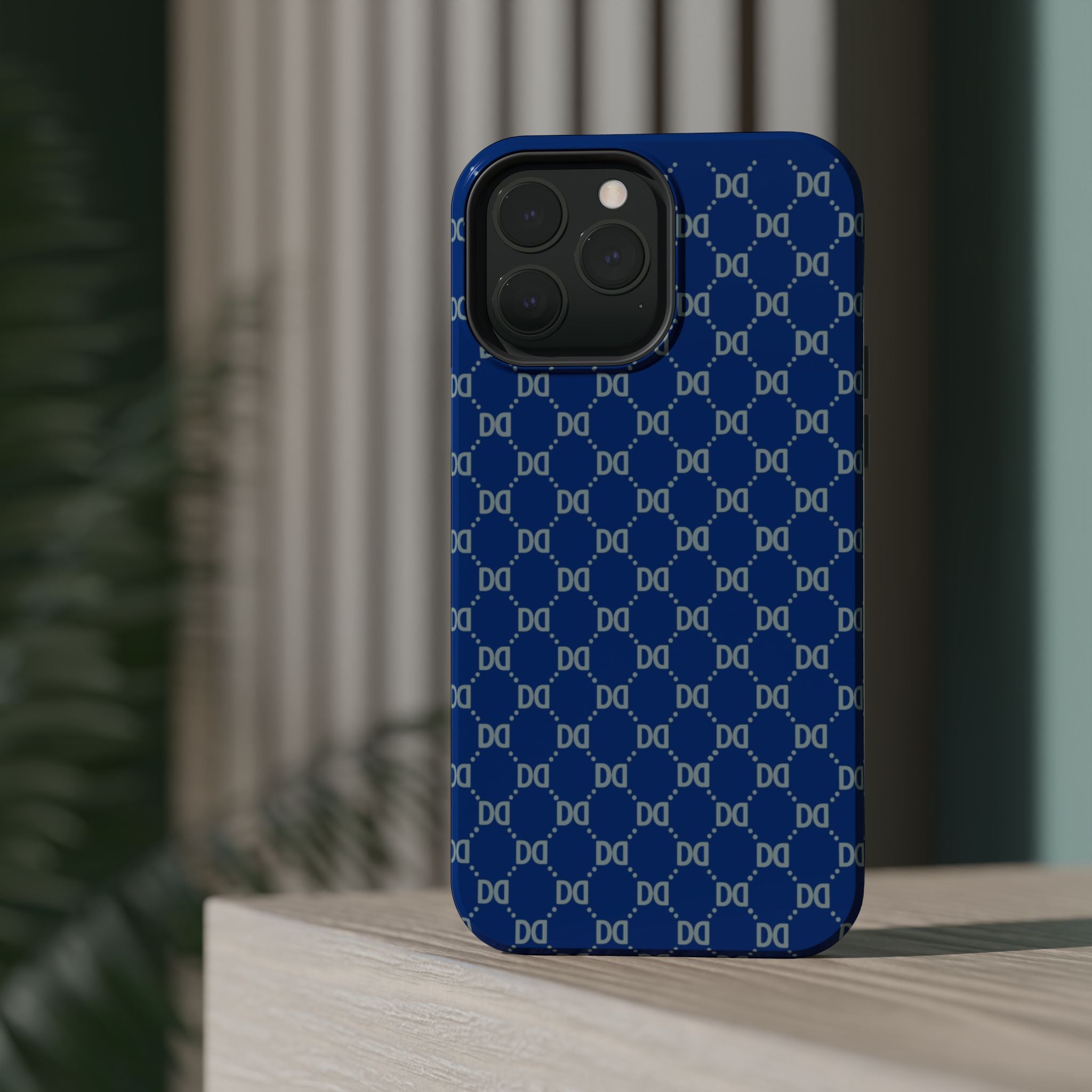 DD Monogram Pattern Magnetic Phone Case