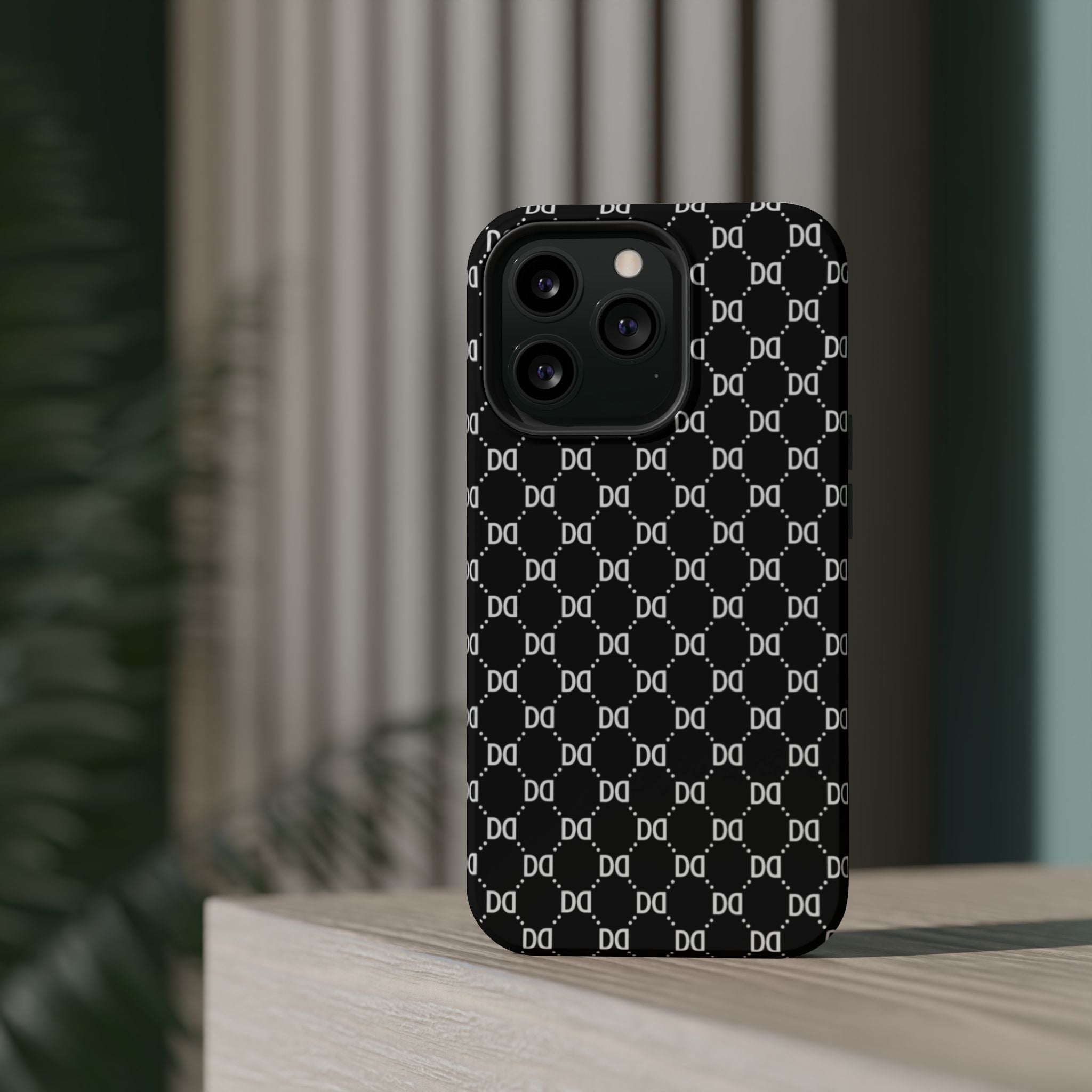 DD Monogram Pattern Magnetic Phone Case
