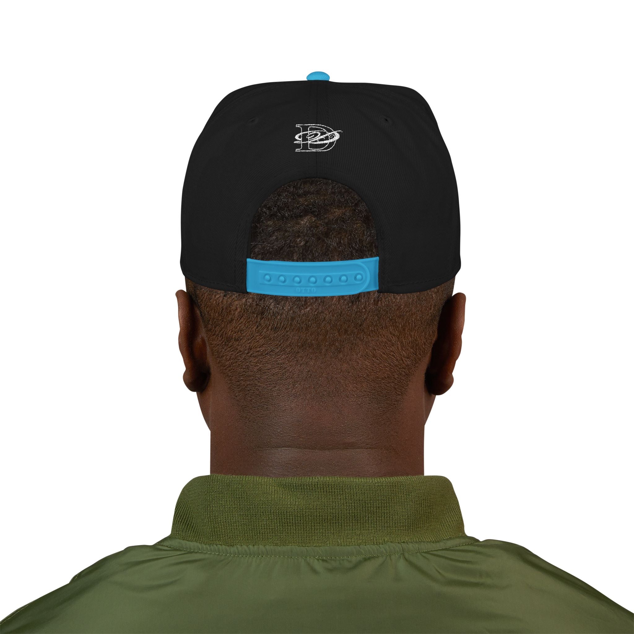DD Bandana Print Embroidered Flat Billed Snapback Cap | Streetwear, Urban Fashion, Tattoo, Bandana, Designer