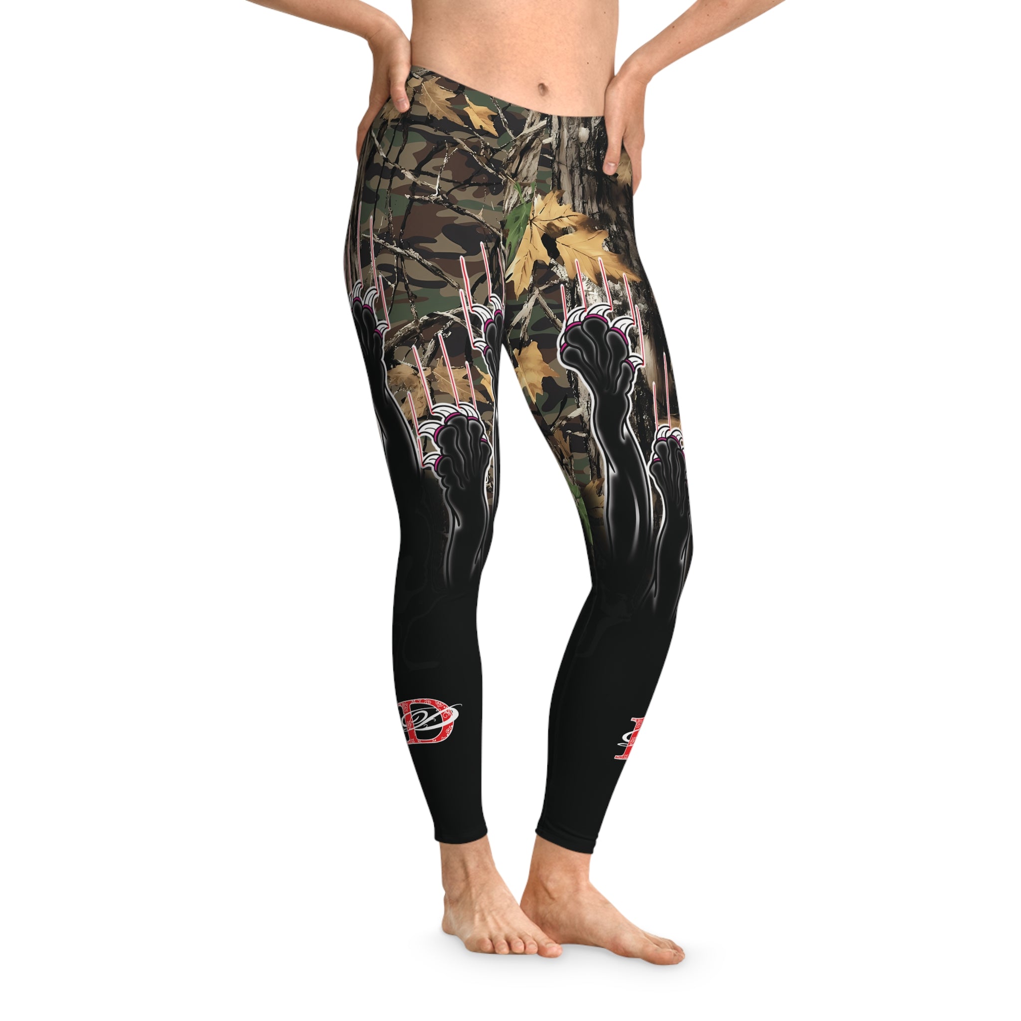 Clawing Panther Paws Real Tree Camo Women's Casual Leggings AOP