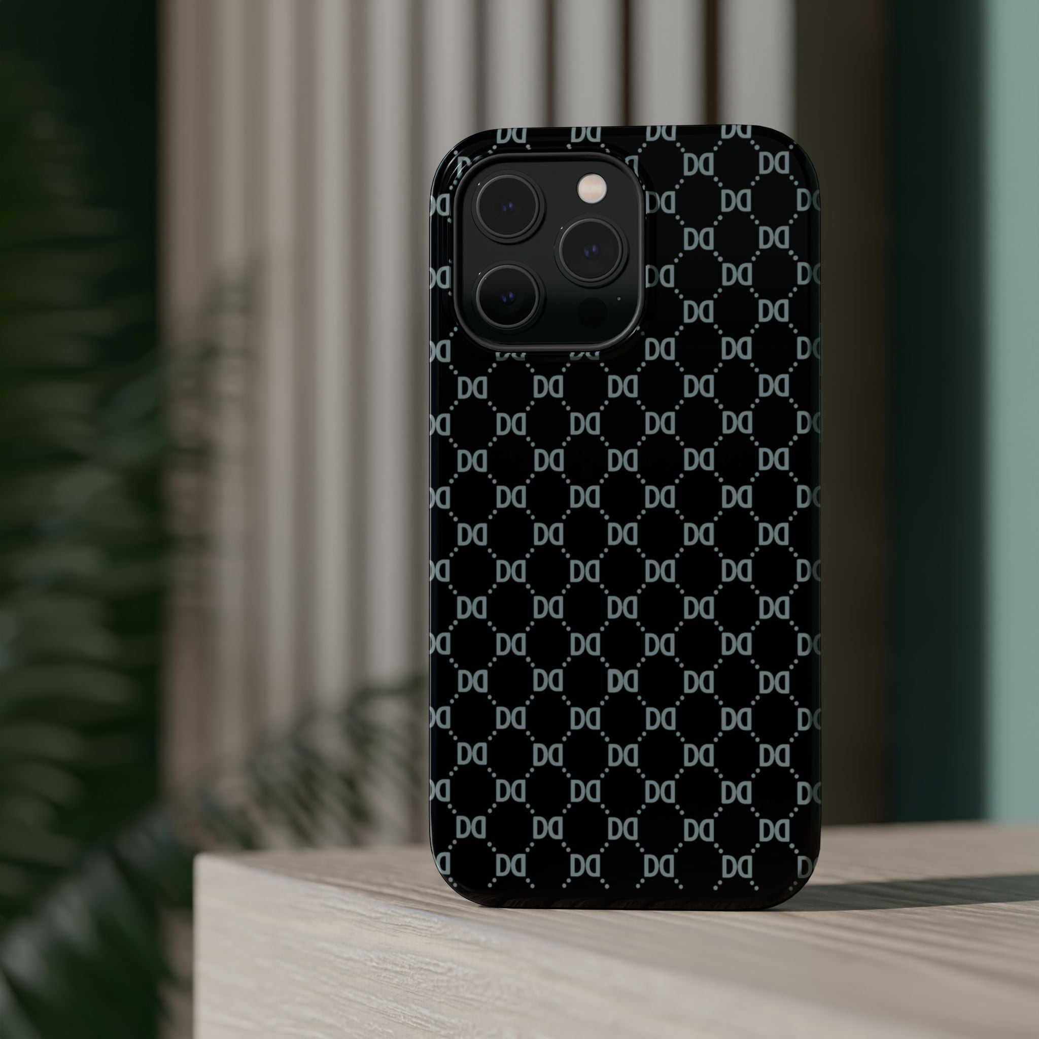 DD Monogram Pattern Magnetic Phone Case