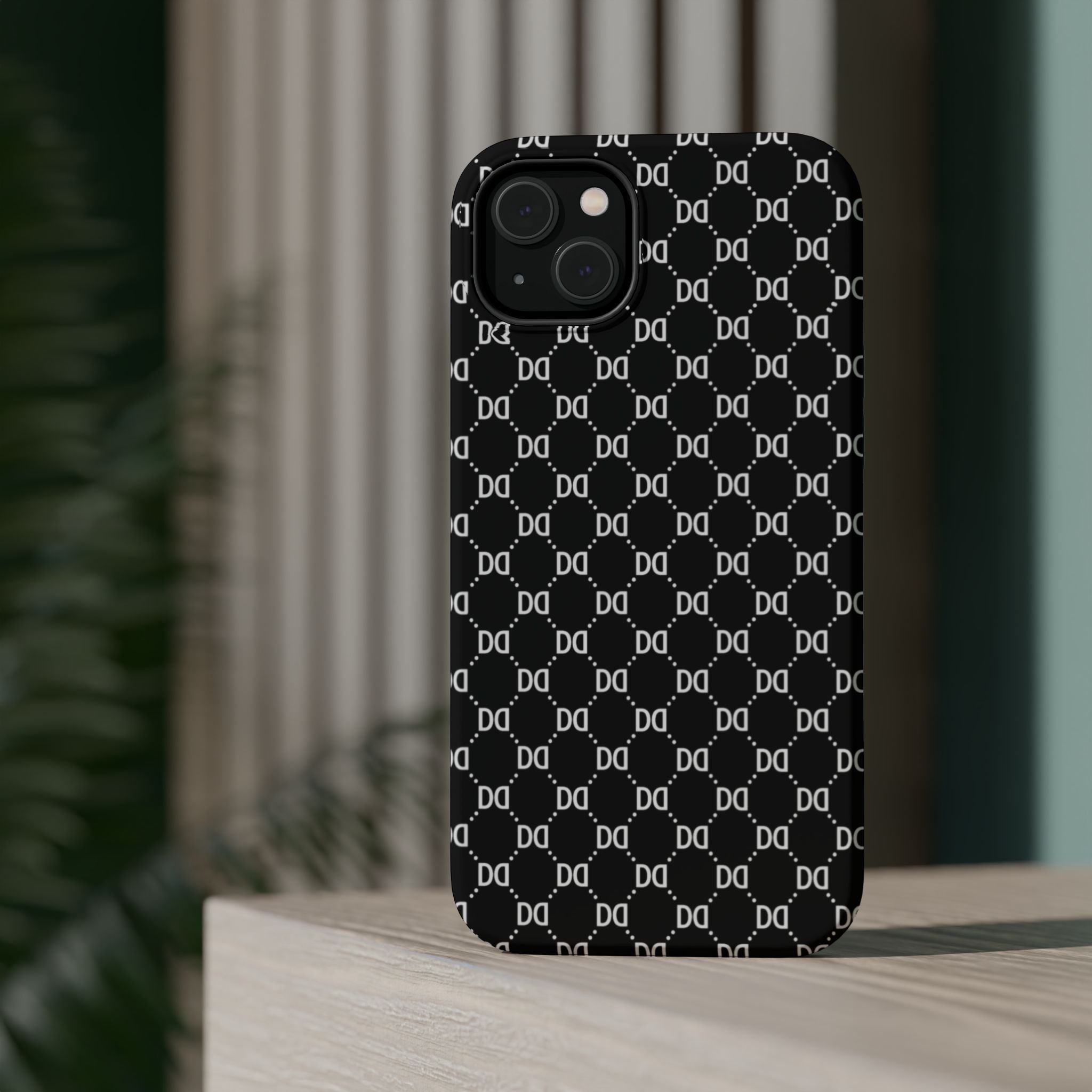 DD Monogram Pattern Magnetic Phone Case