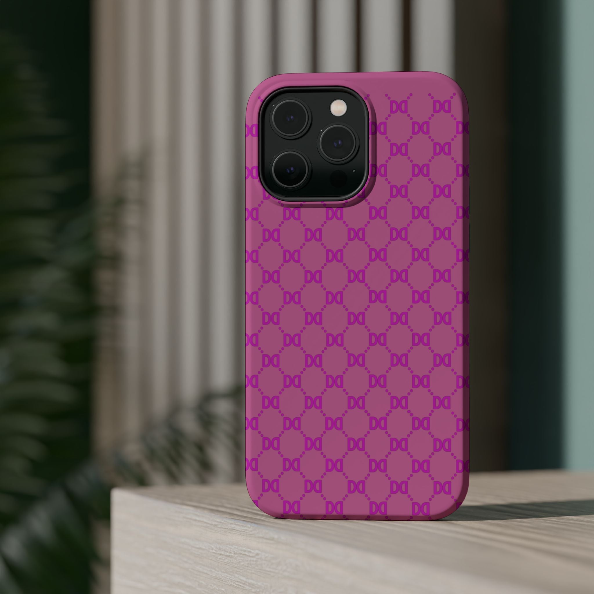 DD Monogram Pattern Magnetic Phone Case