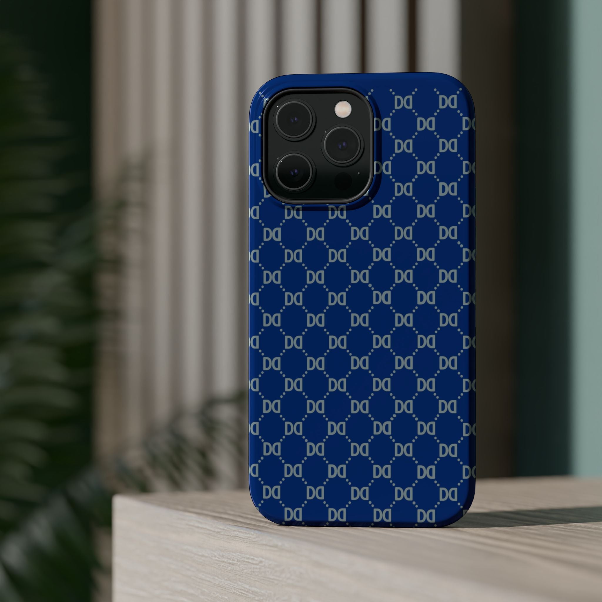 DD Monogram Pattern Magnetic Phone Case