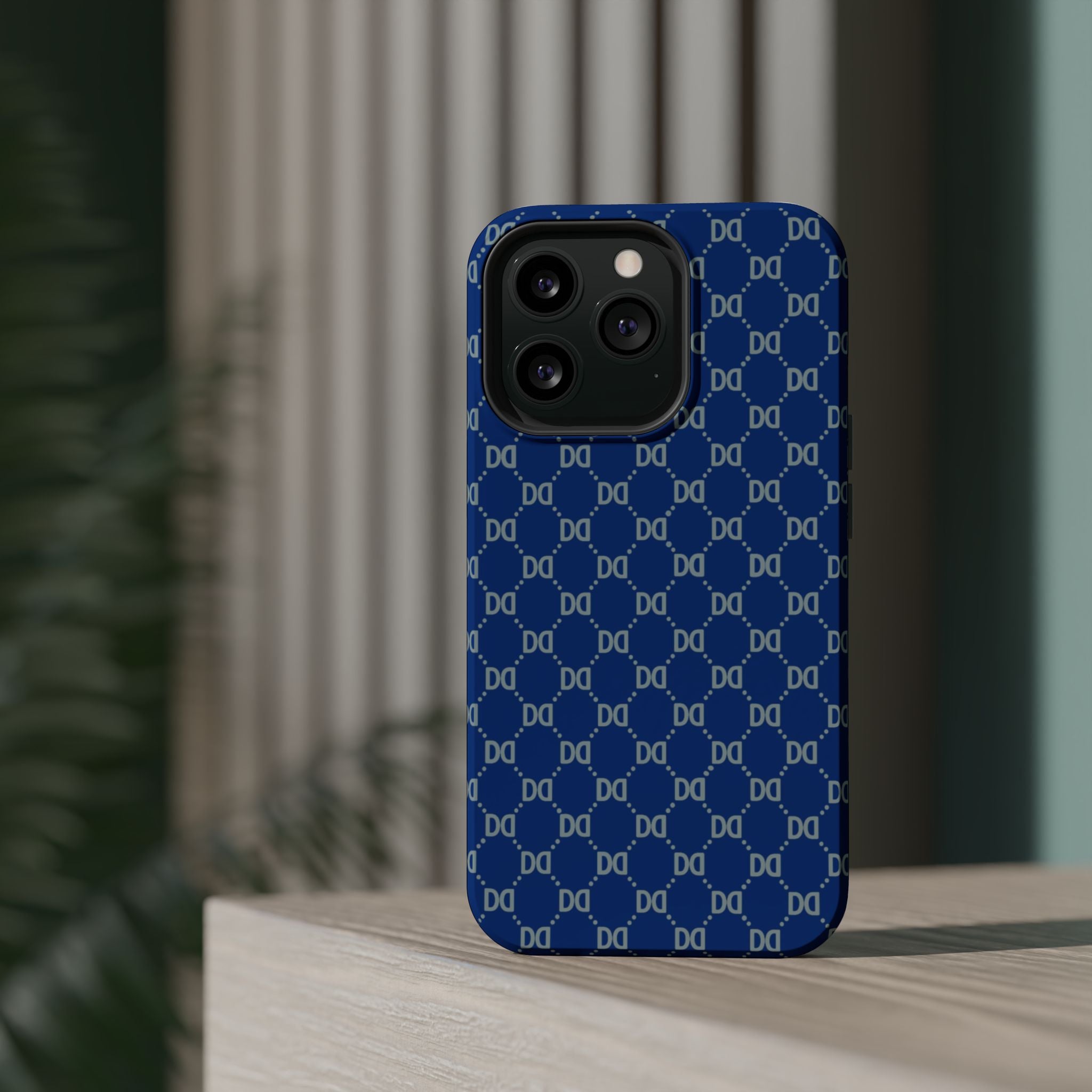 DD Monogram Pattern Magnetic Phone Case