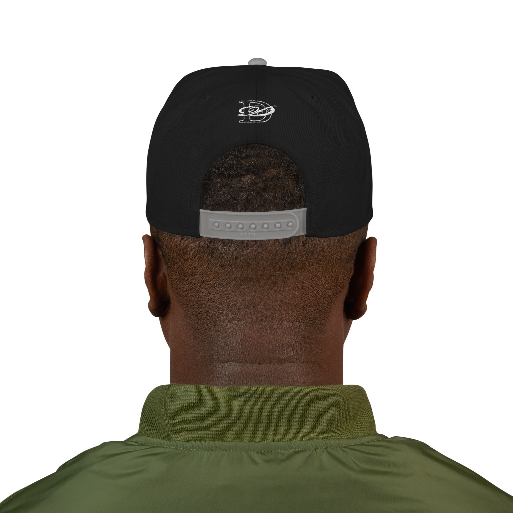 DD Bandana Print Embroidered Flat Billed Snapback Cap | Streetwear, Urban Fashion, Tattoo, Bandana, Designer