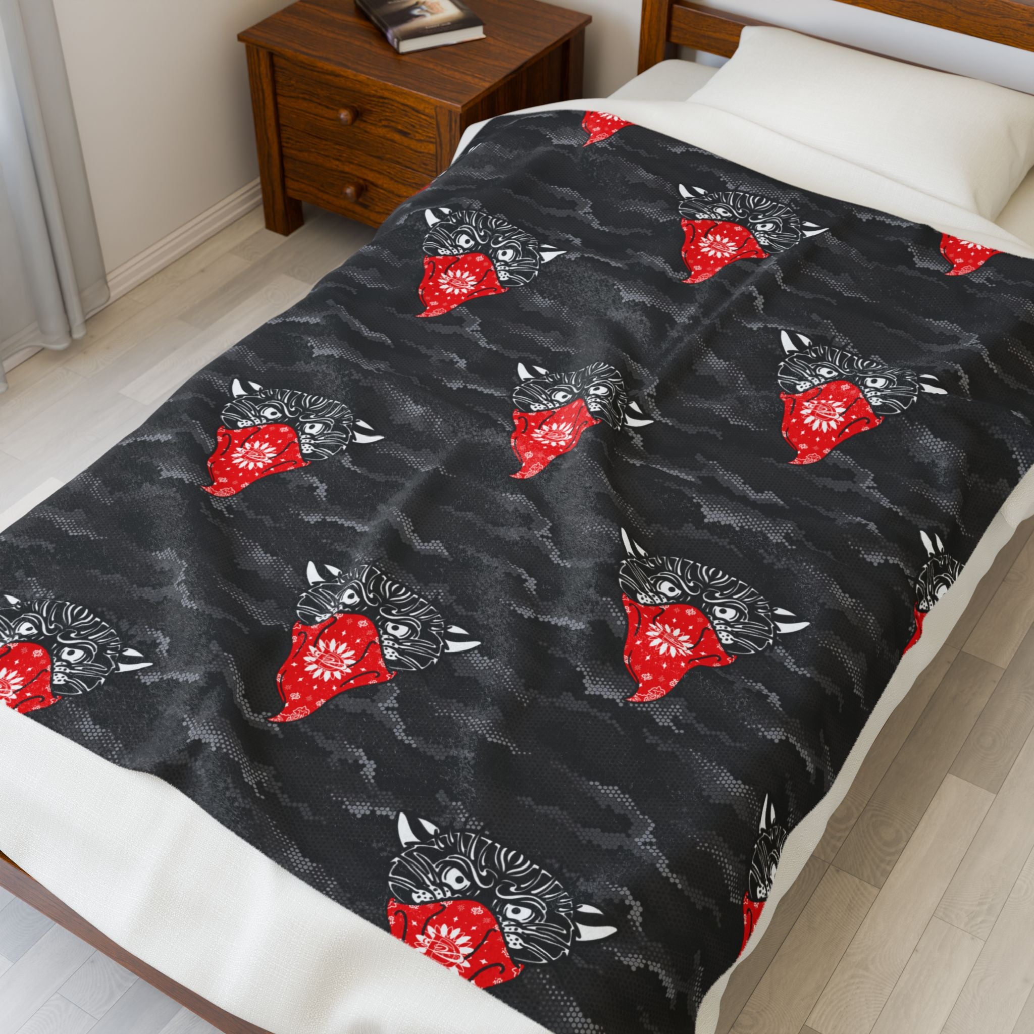 DD Digital Hexagon Urban Camo W/Bandito Panther and Box Logo Velveteen Plush Blanket AOP